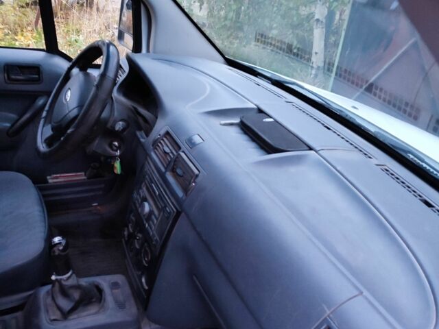 Білий Форд Інша, об'ємом двигуна 1.8 л та пробігом 341 тис. км за 3200 $, фото 6 на Automoto.ua