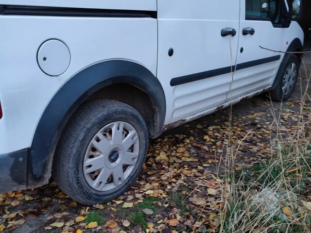 Білий Форд Інша, об'ємом двигуна 1.8 л та пробігом 341 тис. км за 3200 $, фото 13 на Automoto.ua