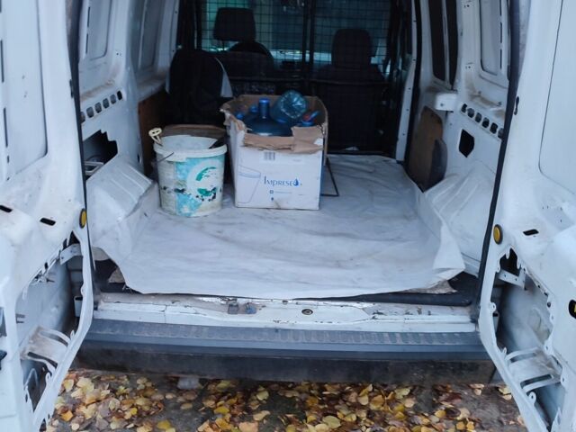 Білий Форд Інша, об'ємом двигуна 1.8 л та пробігом 341 тис. км за 3200 $, фото 15 на Automoto.ua