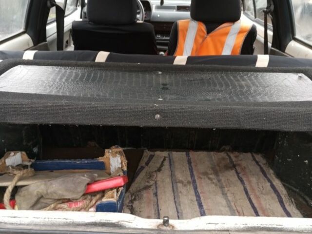 Білий Форд Інша, об'ємом двигуна 1 л та пробігом 275 тис. км за 949 $, фото 3 на Automoto.ua