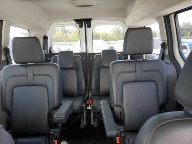 Белый Форд Другая, объемом двигателя 2 л и пробегом 124 тыс. км за 3900 $, фото 6 на Automoto.ua