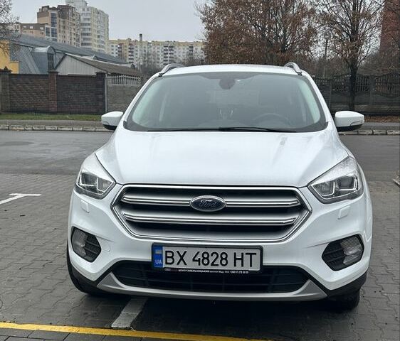 Белый Форд Другая, объемом двигателя 1.5 л и пробегом 101 тыс. км за 19500 $, фото 11 на Automoto.ua