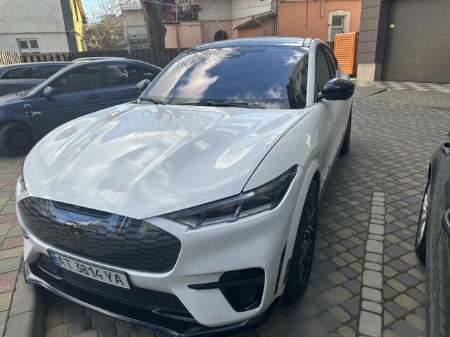 Форд Другая 2022 в Ивано-Франковске на Automoto.ua Белый Форд Другая, объемом двигателя 0 л и пробегом 36 тыс. км за 33000 $, фото 4 на Automoto.ua