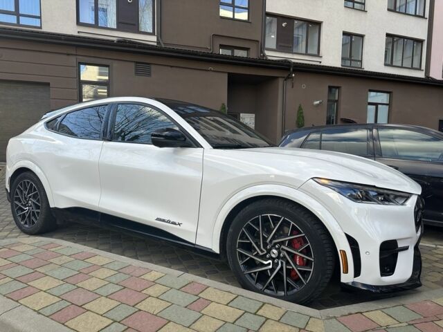 Форд Другая 2022 в Ивано-Франковске на Automoto.ua Белый Форд Другая, объемом двигателя 0 л и пробегом 36 тыс. км за 33000 $, фото 1 на Automoto.ua