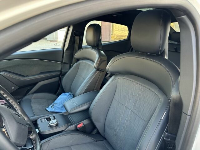 Форд Другая 2022 в Ивано-Франковске на Automoto.ua Белый Форд Другая, объемом двигателя 0 л и пробегом 36 тыс. км за 33000 $, фото 17 на Automoto.ua