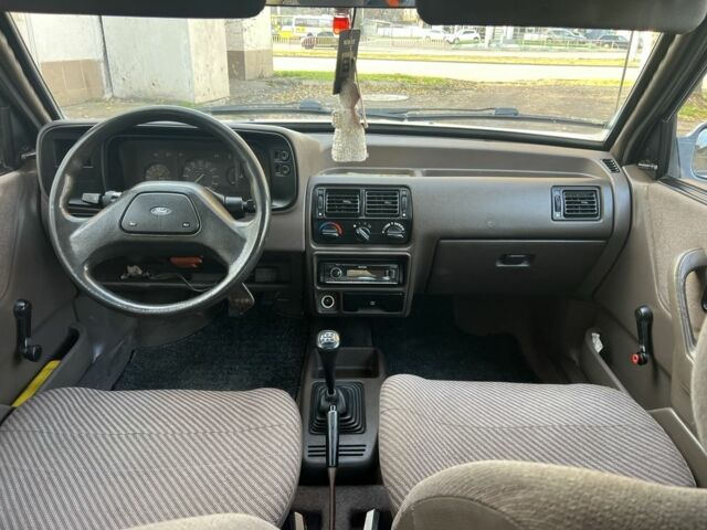 Бежевый Форд Другая, объемом двигателя 1.4 л и пробегом 150 тыс. км за 880 $, фото 18 на Automoto.ua