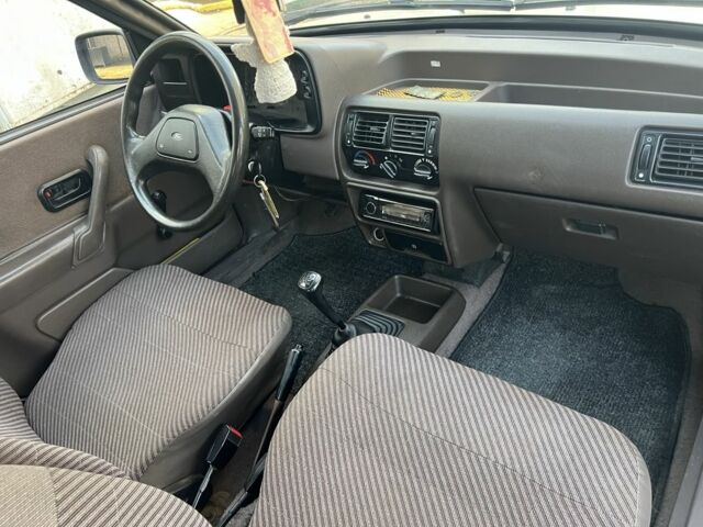 Бежевый Форд Другая, объемом двигателя 1.4 л и пробегом 150 тыс. км за 880 $, фото 23 на Automoto.ua