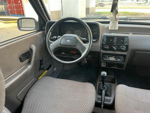 Бежевый Форд Другая, объемом двигателя 1.4 л и пробегом 150 тыс. км за 880 $, фото 17 на Automoto.ua