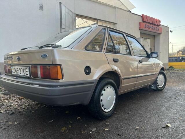 Бежевый Форд Другая, объемом двигателя 1.4 л и пробегом 150 тыс. км за 880 $, фото 11 на Automoto.ua