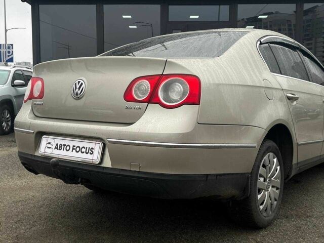 Бежевый Форд Другая, объемом двигателя 2 л и пробегом 331 тыс. км за 6590 $, фото 7 на Automoto.ua