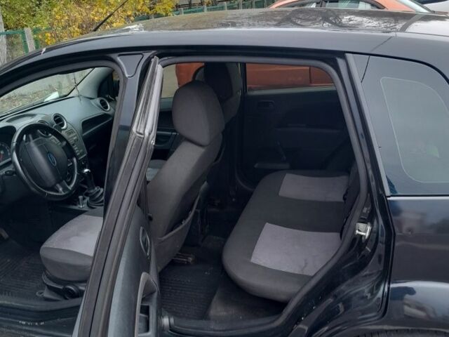 Черный Форд Другая, объемом двигателя 1.4 л и пробегом 290 тыс. км за 2900 $, фото 4 на Automoto.ua