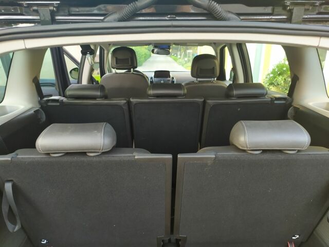 Черный Форд Другая, объемом двигателя 2 л и пробегом 188 тыс. км за 12200 $, фото 4 на Automoto.ua