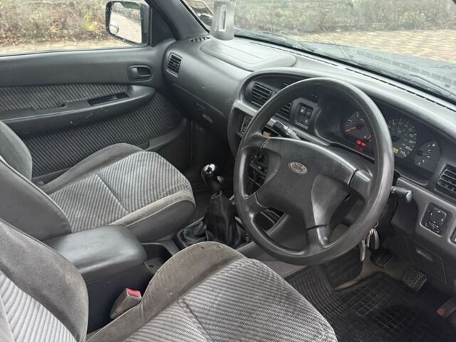 Черный Форд Другая, объемом двигателя 2.5 л и пробегом 288 тыс. км за 3200 $, фото 6 на Automoto.ua