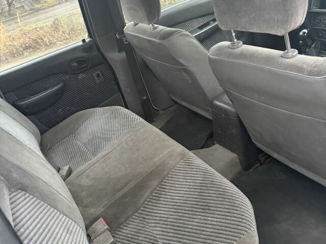 Черный Форд Другая, объемом двигателя 2.5 л и пробегом 288 тыс. км за 3200 $, фото 7 на Automoto.ua