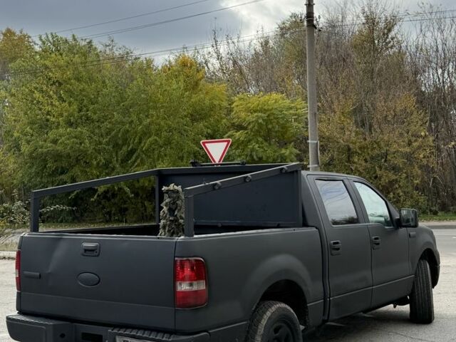 Черный Форд Другая, объемом двигателя 5.4 л и пробегом 250 тыс. км за 4100 $, фото 5 на Automoto.ua