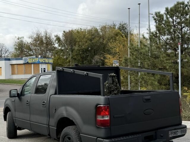 Черный Форд Другая, объемом двигателя 5.4 л и пробегом 250 тыс. км за 4100 $, фото 4 на Automoto.ua