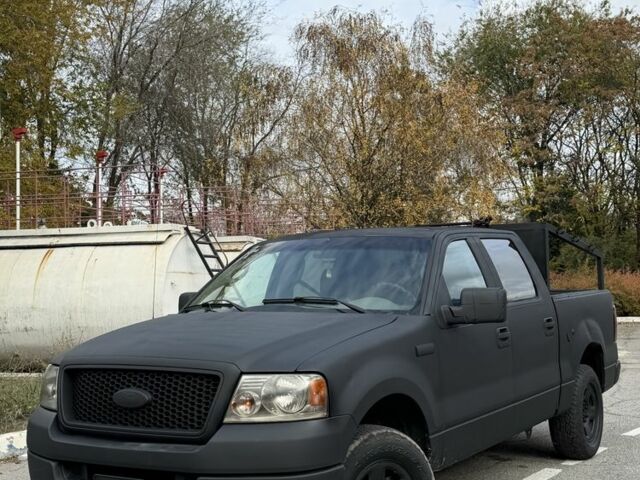 Чорний Форд Інша, об'ємом двигуна 5.4 л та пробігом 250 тис. км за 3900 $, фото 1 на Automoto.ua