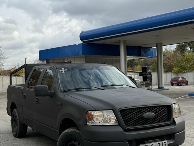 Черный Форд Другая, объемом двигателя 5.4 л и пробегом 250 тыс. км за 4100 $, фото 3 на Automoto.ua