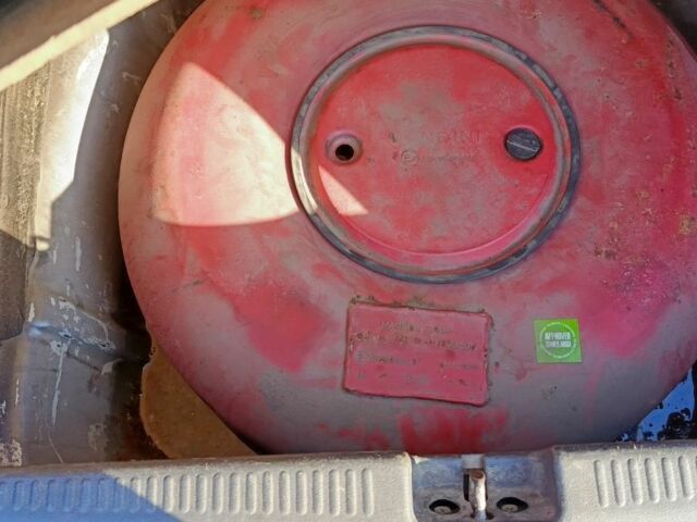 Черный Форд Другая, объемом двигателя 1 л и пробегом 392 тыс. км за 1500 $, фото 7 на Automoto.ua