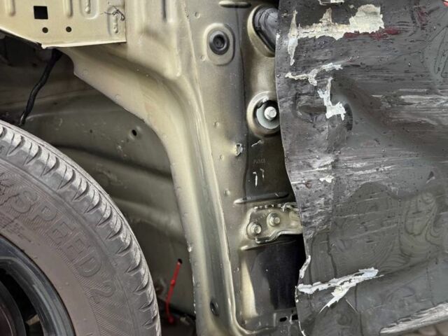 Чорний Форд Інша, об'ємом двигуна 2.5 л та пробігом 139 тис. км за 5400 $, фото 10 на Automoto.ua