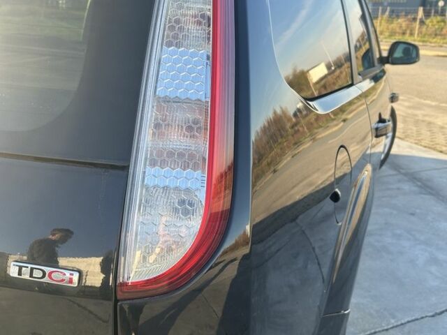 Чорний Форд Інша, об'ємом двигуна 1.6 л та пробігом 2 тис. км за 6800 $, фото 11 на Automoto.ua