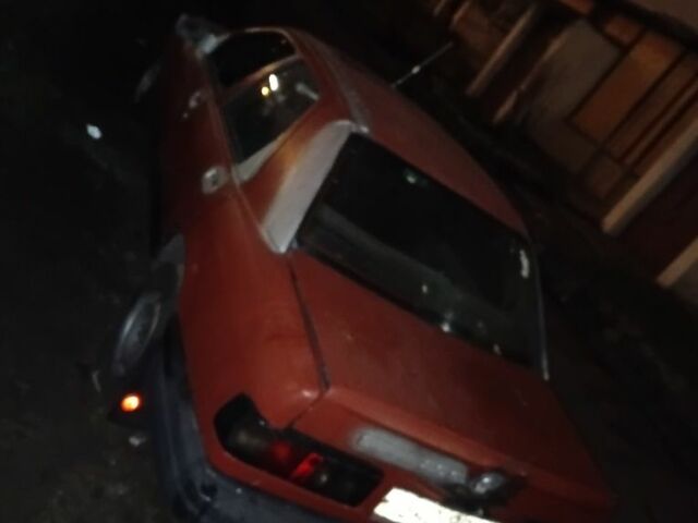 Коричневый Форд Другая, объемом двигателя 2 л и пробегом 700 тыс. км за 320 $, фото 5 на Automoto.ua