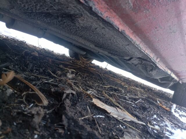 Красный Форд Другая, объемом двигателя 2 л и пробегом 52 тыс. км за 1200 $, фото 8 на Automoto.ua