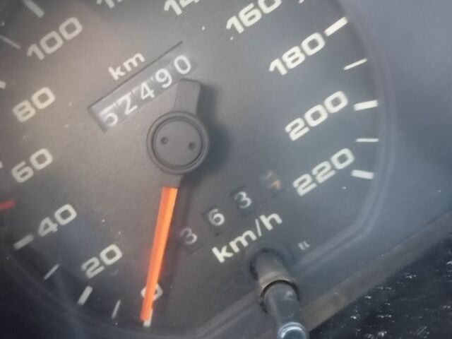 Красный Форд Другая, объемом двигателя 2 л и пробегом 52 тыс. км за 1200 $, фото 10 на Automoto.ua