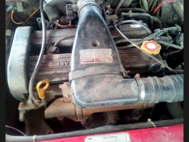 Форд Другая 1993 в Умани на Automoto.ua Красный Форд Другая, объемом двигателя 0 л и пробегом 500 тыс. км за 550 $, фото 7 на Automoto.ua