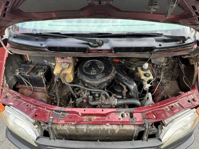 Червоний Форд Інша, об'ємом двигуна 2.5 л та пробігом 0 тис. км за 1999 $, фото 7 на Automoto.ua