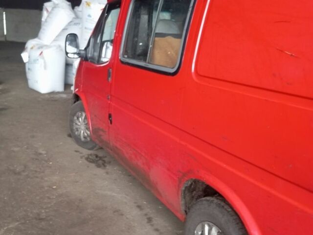 Красный Форд Другая, объемом двигателя 2.5 л и пробегом 1000 тыс. км за 3600 $, фото 4 на Automoto.ua