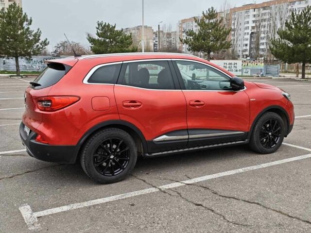 Красный Форд Другая, объемом двигателя 1 л и пробегом 185 тыс. км за 18500 $, фото 1 на Automoto.ua