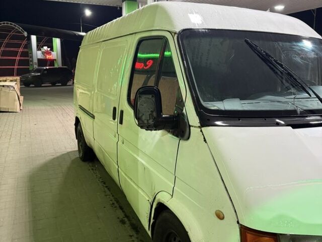 Форд Інша, об'ємом двигуна 0 л та пробігом 0 тис. км за 1700 $, фото 1 на Automoto.ua