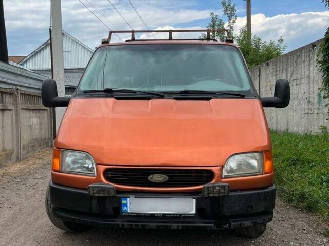 Форд Другая, объемом двигателя 0 л и пробегом 0 тыс. км за 6500 $, фото 10 на Automoto.ua