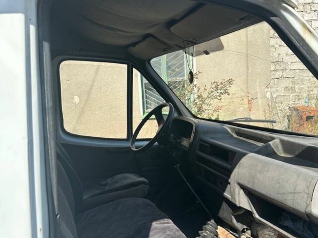 Форд Інша, об'ємом двигуна 0 л та пробігом 0 тис. км за 1300 $, фото 5 на Automoto.ua