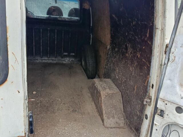 Форд Інша, об'ємом двигуна 0 л та пробігом 0 тис. км за 2400 $, фото 5 на Automoto.ua