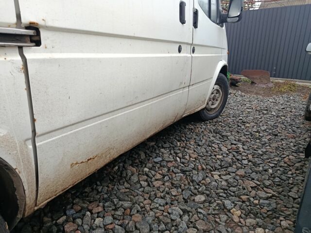 Форд Інша, об'ємом двигуна 0 л та пробігом 0 тис. км за 2400 $, фото 3 на Automoto.ua