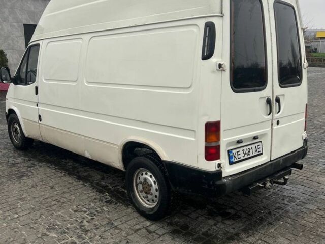 Форд Інша, об'ємом двигуна 0 л та пробігом 0 тис. км за 4000 $, фото 7 на Automoto.ua