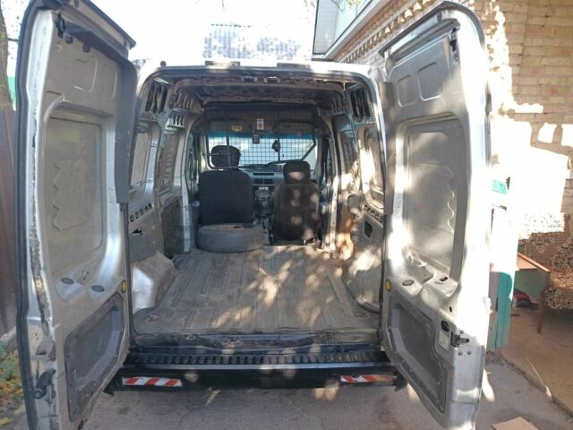 Форд Інша 2002 у Вышгороде на Automoto.ua Форд Інша, об'ємом двигуна 0 л та пробігом 0 тис. км за 3500 $, фото 7 на Automoto.ua