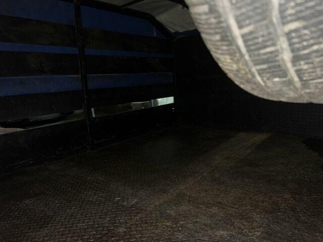 Форд Інша, об'ємом двигуна 0 л та пробігом 0 тис. км за 12800 $, фото 2 на Automoto.ua