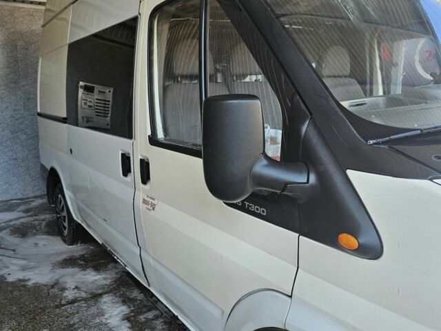 Форд Другая 2004 в Новоднестровск на Automoto.ua Форд Другая, объемом двигателя 0 л и пробегом 0 тыс. км за 5600 $, фото 12 на Automoto.ua