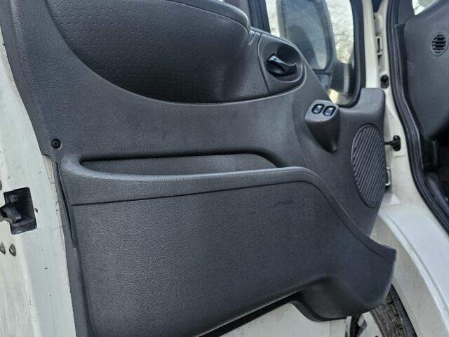 Форд Другая 2004 в Новоднестровск на Automoto.ua Форд Другая, объемом двигателя 0 л и пробегом 0 тыс. км за 5600 $, фото 21 на Automoto.ua