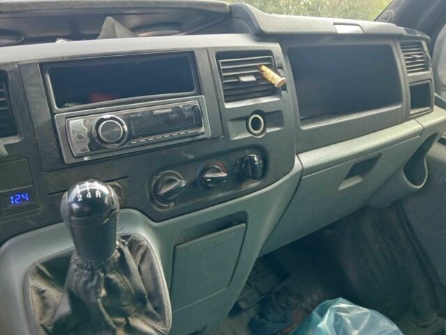 Форд Інша, об'ємом двигуна 0 л та пробігом 0 тис. км за 6400 $, фото 8 на Automoto.ua