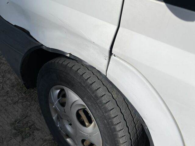 Форд Другая, объемом двигателя 0 л и пробегом 0 тыс. км за 4800 $, фото 13 на Automoto.ua