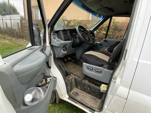 Форд Інша, об'ємом двигуна 0 л та пробігом 0 тис. км за 7600 $, фото 5 на Automoto.ua