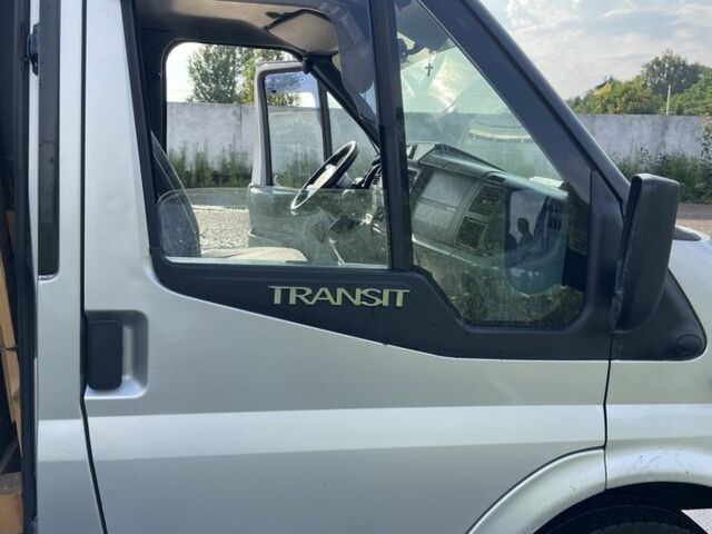 Форд Другая, объемом двигателя 0 л и пробегом 0 тыс. км за 8500 $, фото 4 на Automoto.ua