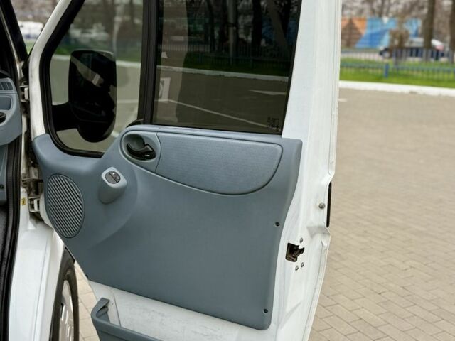 Форд Інша, об'ємом двигуна 0 л та пробігом 0 тис. км за 10999 $, фото 11 на Automoto.ua