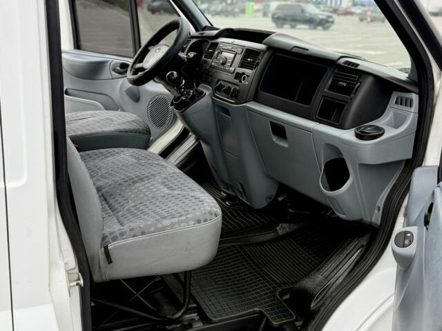 Форд Інша, об'ємом двигуна 0 л та пробігом 0 тис. км за 10999 $, фото 22 на Automoto.ua