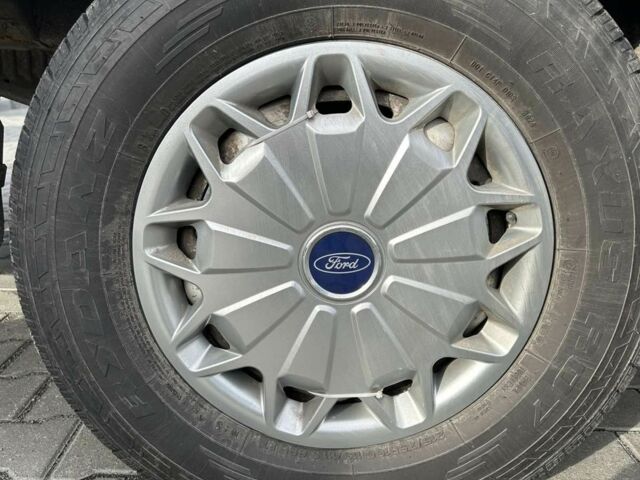Форд Другая, объемом двигателя 0 л и пробегом 0 тыс. км за 9300 $, фото 7 на Automoto.ua