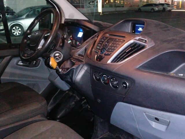 Форд Другая, объемом двигателя 0 л и пробегом 0 тыс. км за 10000 $, фото 5 на Automoto.ua